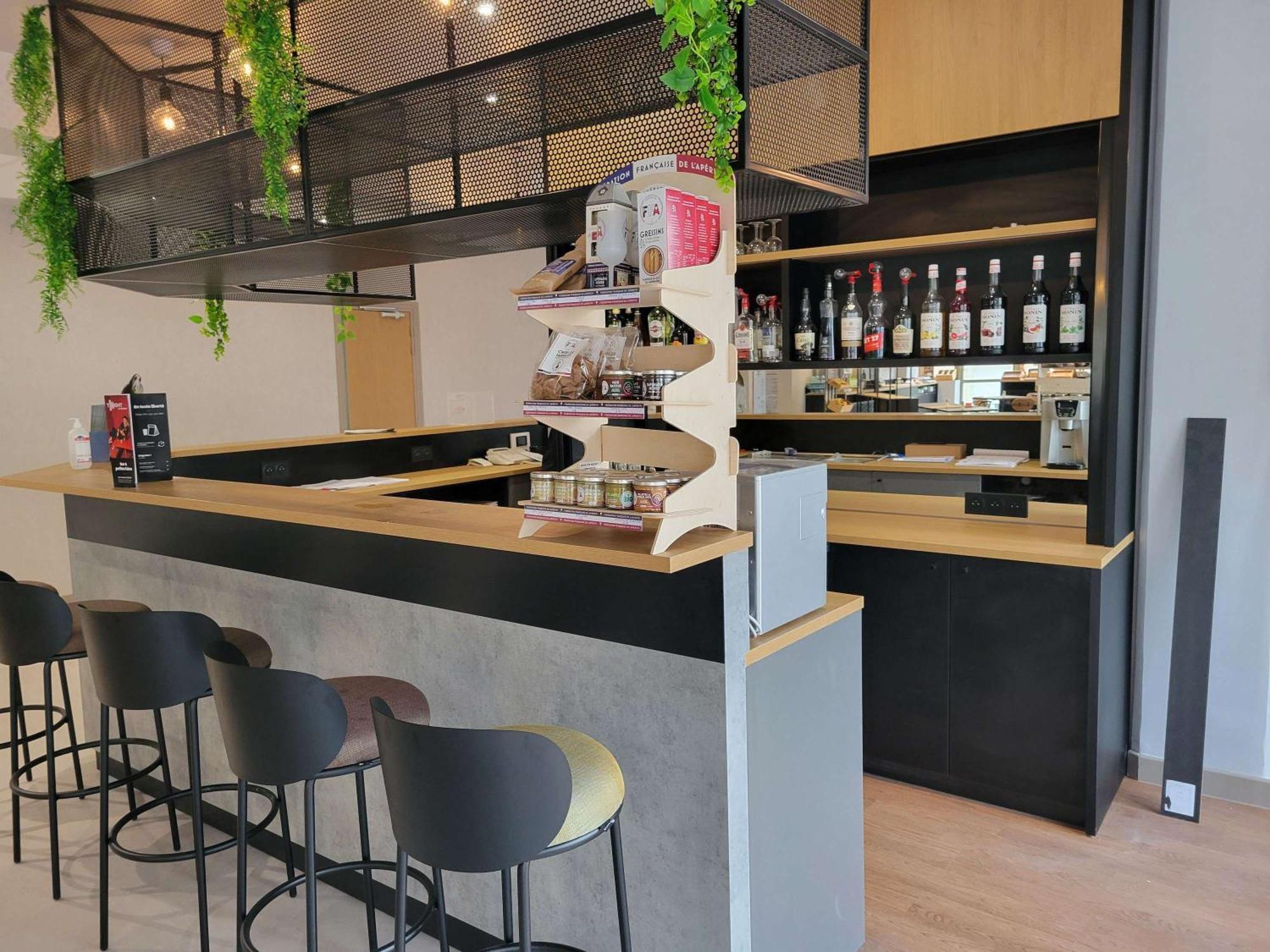 Ibis Chateauroux Bagian luar foto