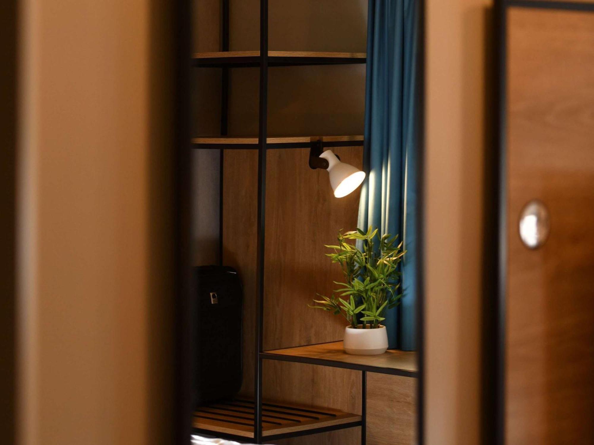 Ibis Chateauroux Bagian luar foto